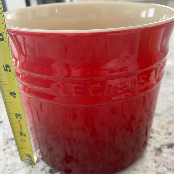 Le Creuset Kitchen Nwt Large Le Creuset Utensil Holder Poshmark